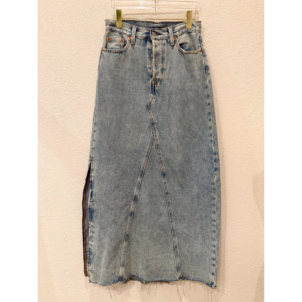 Levi's Long Icon‎ Denim Maxi Skirt Sz 26 Light Wash Side Slit Button Fly